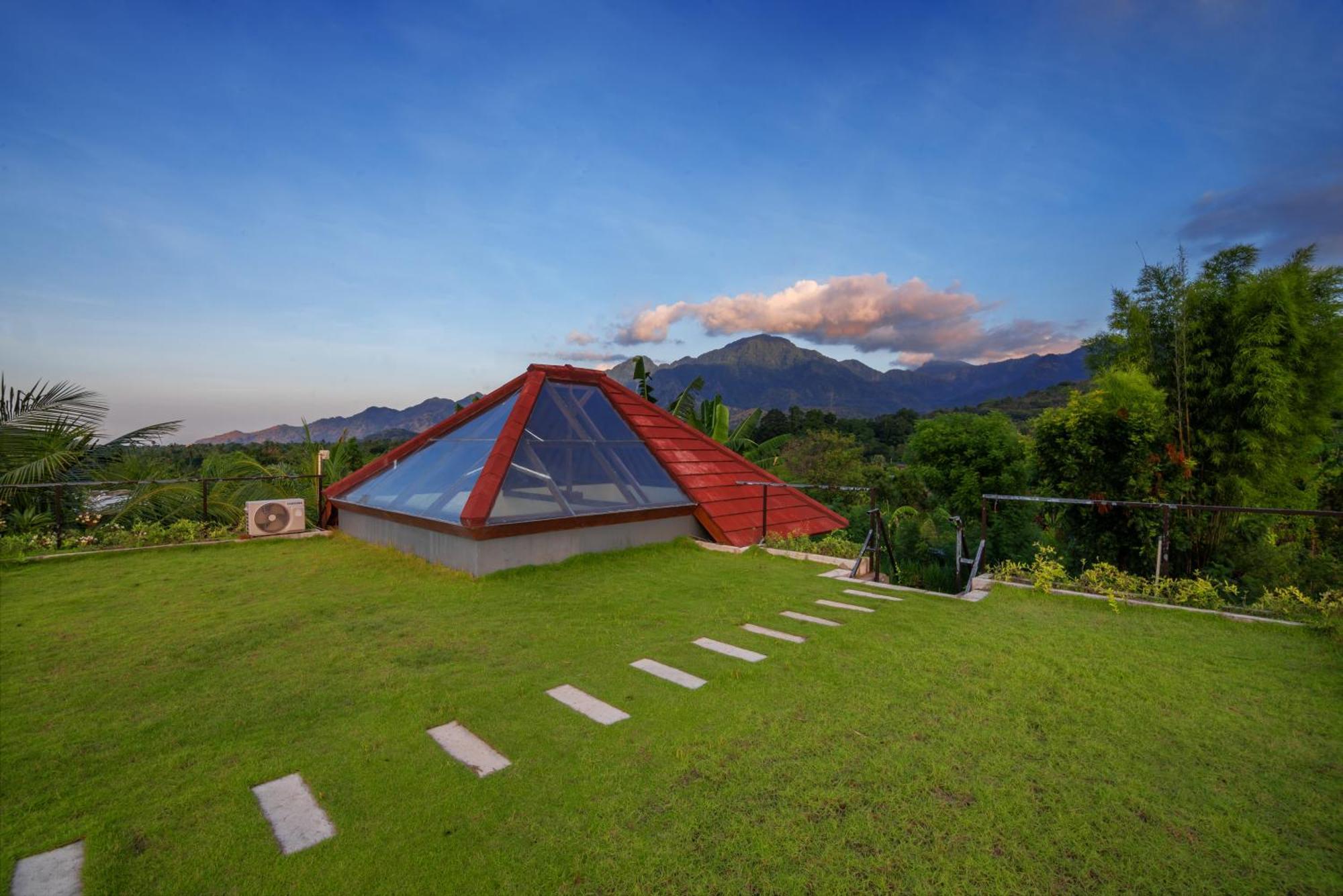 Villa Ambara Sumberkima Banyuwedang Zewnętrze zdjęcie